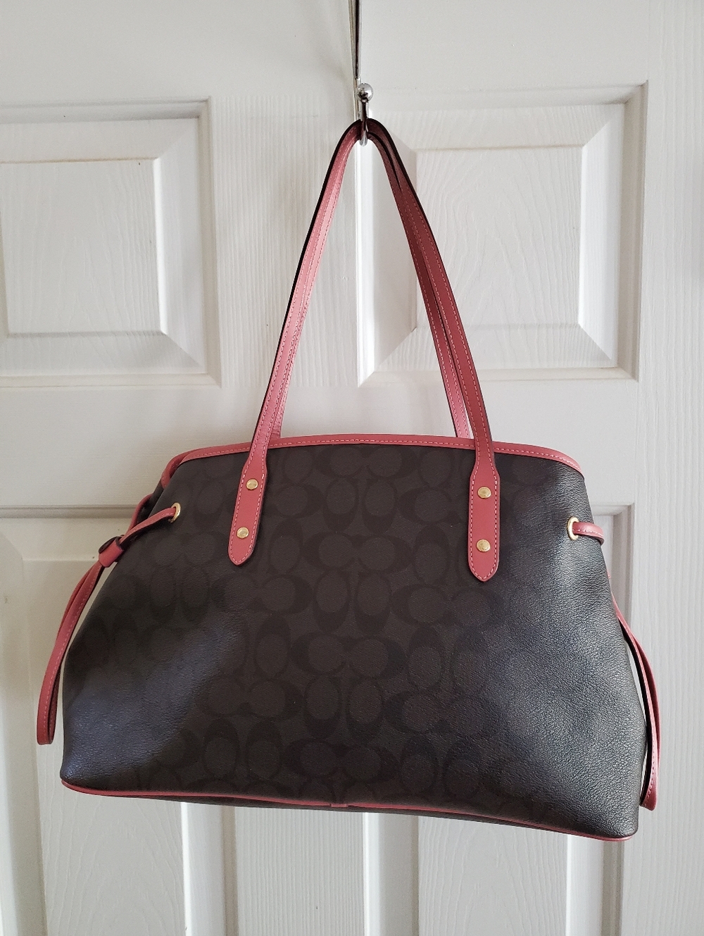 Coach Drawstring Carryall in Signature Canvas, model F57842 And Coach Dustbag - Picture 2 of 16